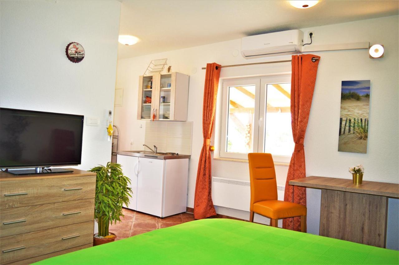 Appartement Luka Biograd - Benkovac